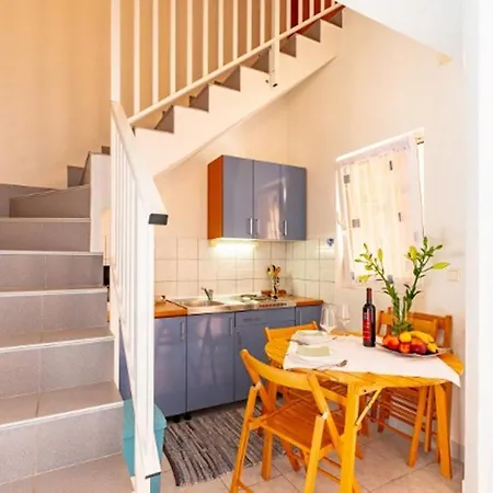 By The Sea Kneza, Korcula - 9168