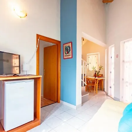 By The Sea Kneza, Korcula - 9168