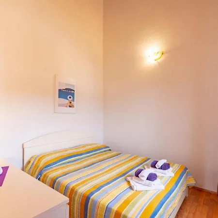 Apartments By The Sea Kneza, Korcula - 9168 Račišće