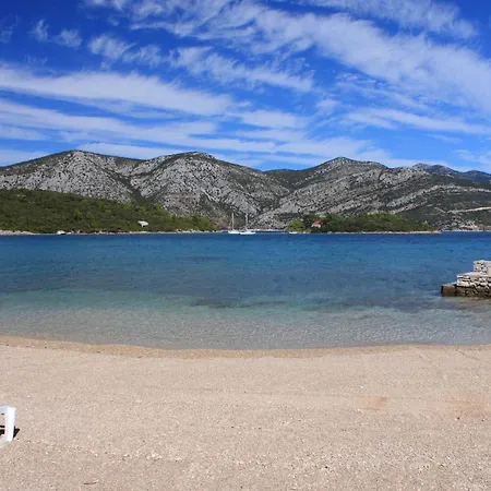 By The Sea Kneza, Korcula - 9168